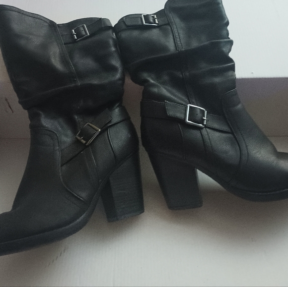 Rue etc! Boots - Picture 6 of 6